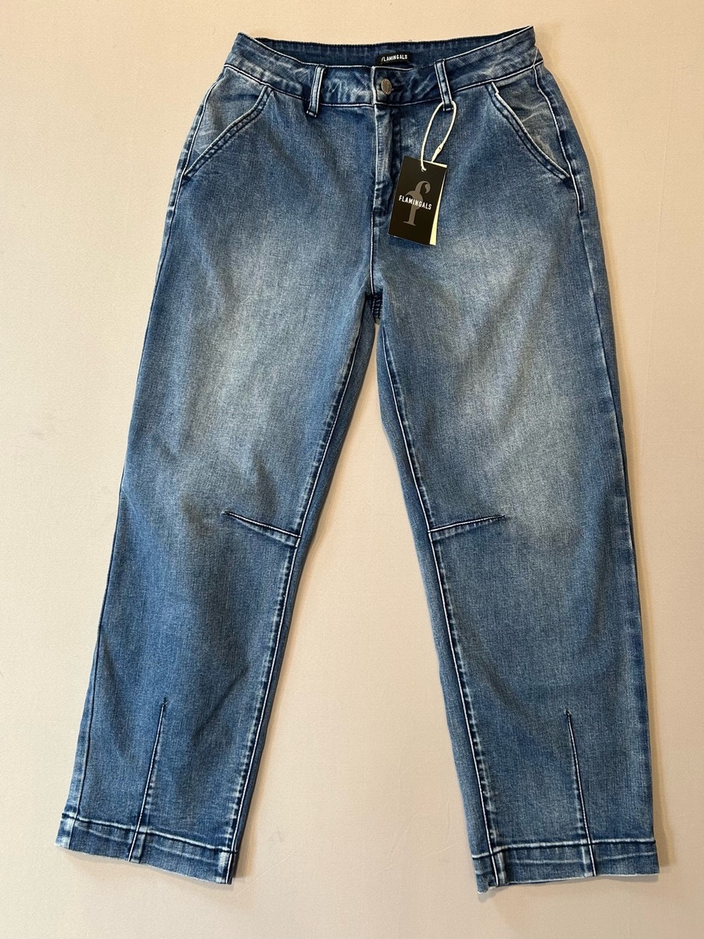 Flamingal Mid Rise Barrel Leg Crop Jeans Size Small (4/6) - Picture 3 of 7